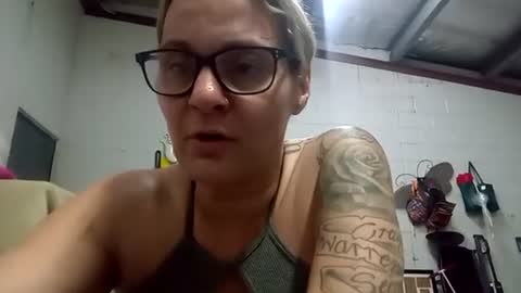 Ashlee online show from November 20, 9:36 pm