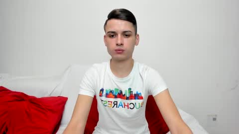 Snapshot of stashott69 chatting on December 11, 8:36 am STAS online show from December 11, 8:36 am