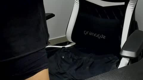 Snapshot of stebankechimba chatting on October 31, 1:17 am Stebankechimba online show from October 31, 1:17 am