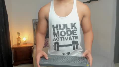 stefan_leenox online show from June 5, 5:47 am
