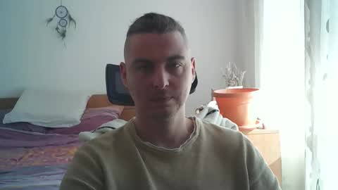 Snapshot of stefanikis chatting on February 22, 10:25 am Stefanos online show from February 22, 10:25 am