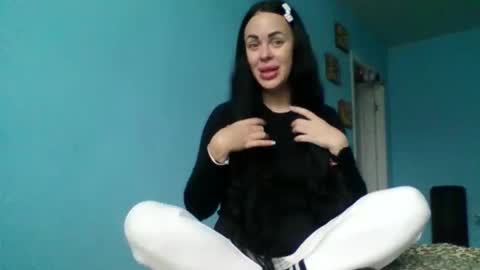 stefaniyax online show from October 10, 9:19 am