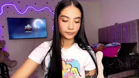 Snapshot of stefanny_pllus chatting on February 21, 10:55 pm Im MiaIts my first day here online show from February 21, 10:55 pm