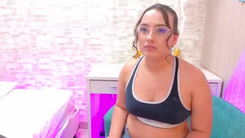 Stefanny online show from September 30, 7:52 pm