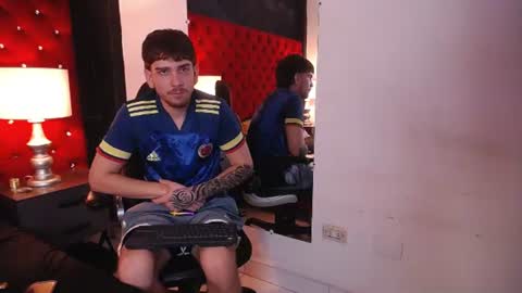 Snapshot of stefano_moretti chatting on June 18, 5:08 am S T E F A N O online show from June 18, 5:08 am
