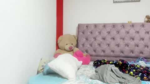 stefany_andruw online show from October 4, 12:58 pm