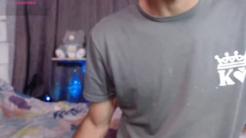 Snapshot of stefany_pablo1 chatting on November 18, 2:43 pm stefany_pablo1 online show from November 18, 2:43 pm