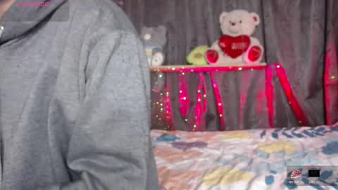 Snapshot of stefany_pablo1 chatting on November 19, 11:54 am stefany_pablo1 online show from November 19, 11:54 am