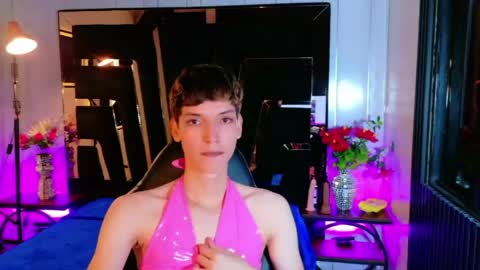 stefany piink online show from April 21, 12:33 pm