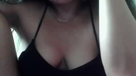 steffani_love online show from December 17, 6:30 am