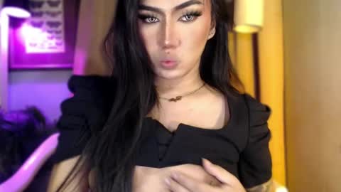 Stef online show from April 14, 6:36 pm