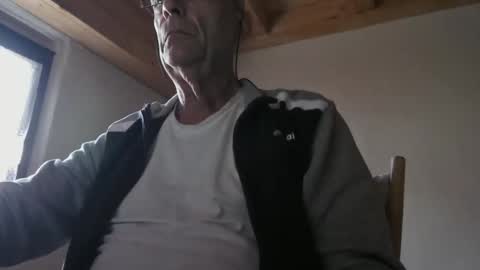 stefi444466 online show from April 26, 5:38 am