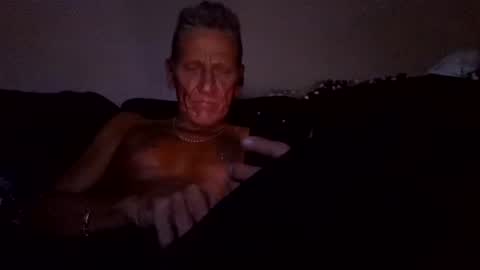 stefy1037 online show from June 18, 2:45 am