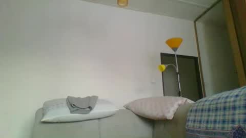 Snapshot of steki038434 chatting on January 3, 7:49 am steki038434 online show from January 3, 7:49 am