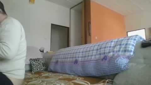 Snapshot of steki038434 chatting on January 11, 8:00 am steki038434 online show from January 11, 8:00 am