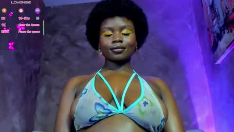 stella online show from November 29, 6:44 pm