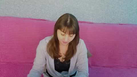 Snapshot of steladream chatting on April 23, 9:19 am Stela online show from April 23, 9:19 am