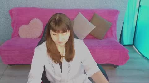 Snapshot of steladream chatting on May 10, 9:25 am Stela online show from May 10, 9:25 am