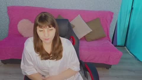 Snapshot of steladream chatting on May 12, 9:06 am Stela online show from May 12, 9:06 am