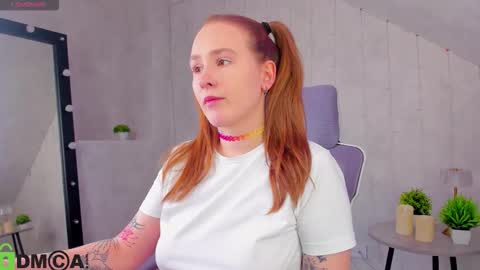 Snapshot of stella_soul chatting on February 5, 9:47 am Stella online show from February 5, 9:47 am