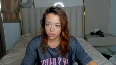 stella online show from April 3, 12:08 am