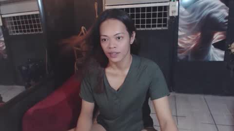 Snapshot of stellabronze chatting on December 2, 10:31 am stella online show from December 2, 10:31 am