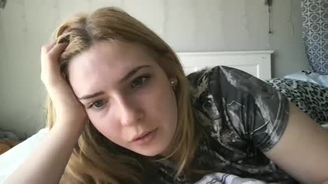 stelladams online show from December 11, 6:31 pm