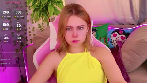 Snapshot of stellahaart chatting on November 28, 7:33 am Stella 3 online show from November 28, 7:33 am