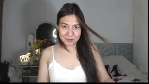 Stella online show from October 11, 4:27 pm