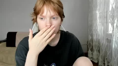 S T E L L A online show from May 29, 10:46 am