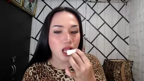 Snapshot of stellaven chatting on June 17, 1:30 am Stellaven online show from June 17, 1:30 am
