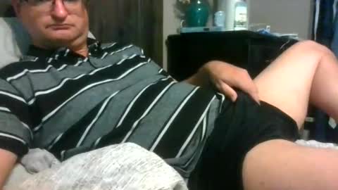 Snapshot of stepdaddy81 chatting on July 23, 10:29 pm stepdaddy81 online show from July 23, 10:29 pm