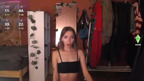 Snapshot of steph_fossst chatting on September 15, 4:29 pm Stephanie 3 online show from September 15, 4:29 pm