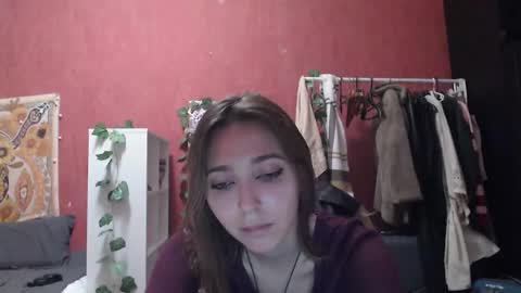 Snapshot of steph_fossst chatting on October 10, 5:12 pm Stephanie 3 online show from October 10, 5:12 pm