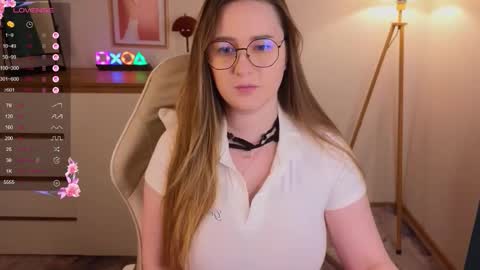 Snapshot of steph_sweet chatting on September 23, 9:18 pm Emma online show from September 23, 9:18 pm