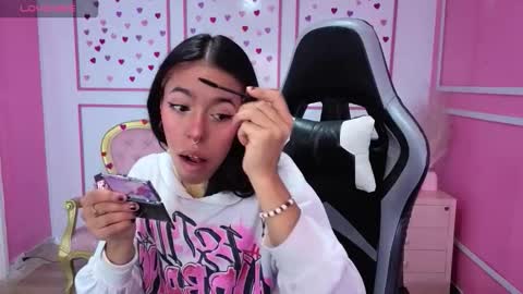 Stephania online show from December 19, 11:50 am