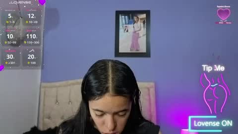 Snapshot of stephania_t chatting on June 5, 3:29 pm Stephania online show from June 5, 3:29 pm