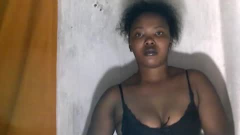 Snapshot of stephanie172 chatting on March 26, 3:17 pm stephanie172 online show from March 26, 3:17 pm