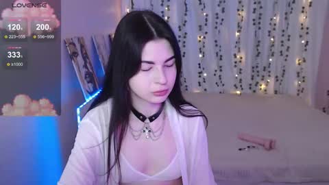stephanie_diaz online show from February 17, 7:09 pm