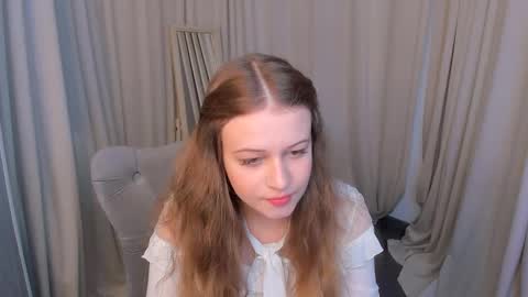 Snapshot of stephanie_shy_ chatting on November 30, 9:02 am Stephanie online show from November 30, 9:02 am