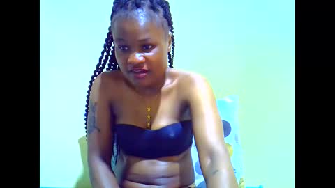 stephanieeh online show from April 16, 6:36 am