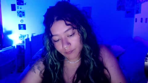 Stephanie  online show from December 12, 3:43 am