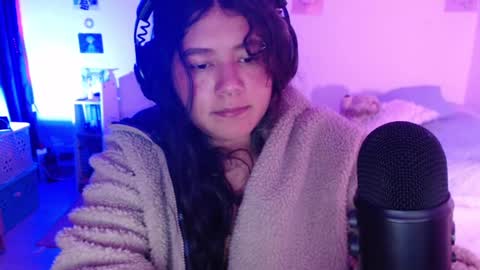 Stephanie  online show from December 13, 5:16 am