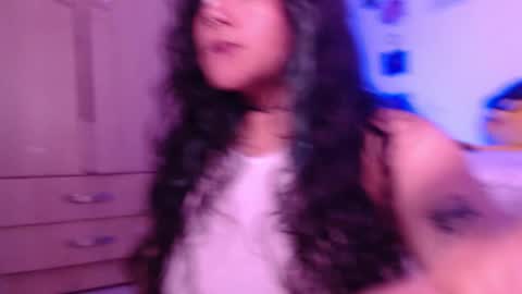 Stephanie  online show from December 17, 2:55 am