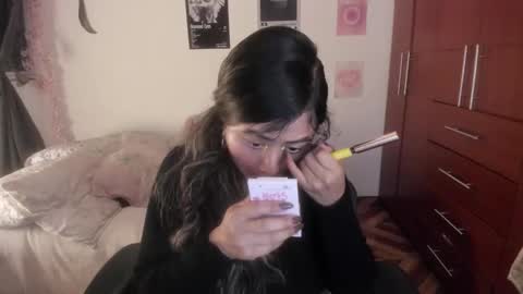 Stephanie  online show from December 19, 1:34 am