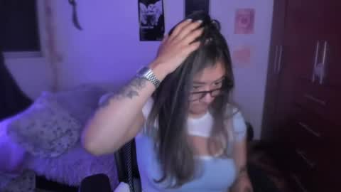 Stephanie  online show from March 19, 2:37 am