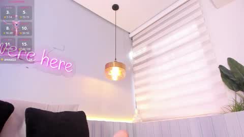 Stephany  online show from December 16, 4:34 pm