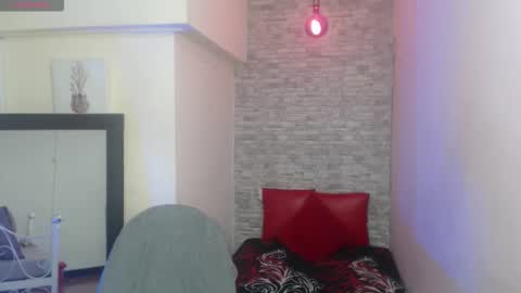 stephany_rodriguez_ online show from November 16, 1:28 pm