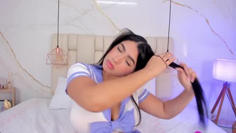 Stefanny online show from December 10, 1:00 am