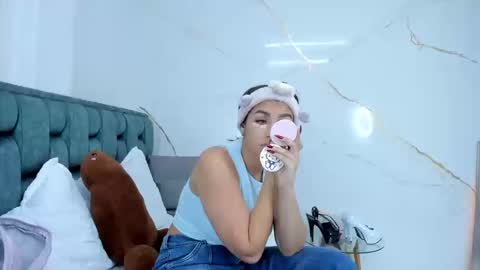 Stefanny online show from September 15, 11:27 pm